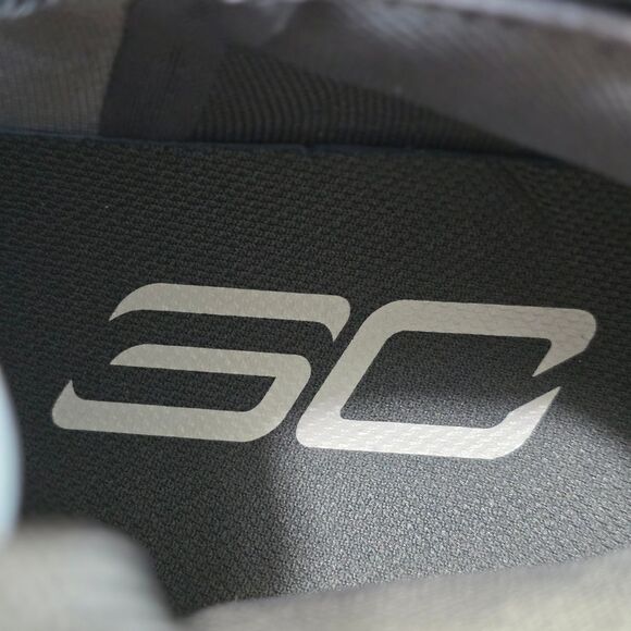 Under Armour UA Stephen Curry 6 Team Black Gold Metallic HOVR Size 10 Warriors - Picture 15 of 16